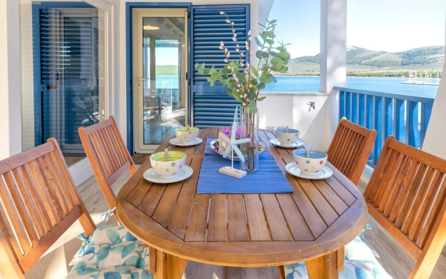 Sardinia Re - Porto Conte Bay Terrace