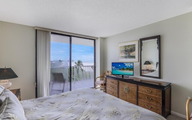 Front Unit Facing Beach With Wraparound Balcony