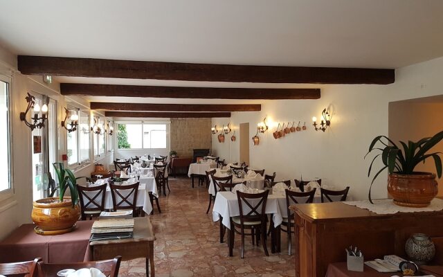 Hôtel Restaurant Le Lachens