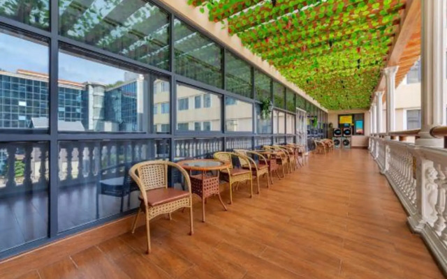 Junxing Business Hotel