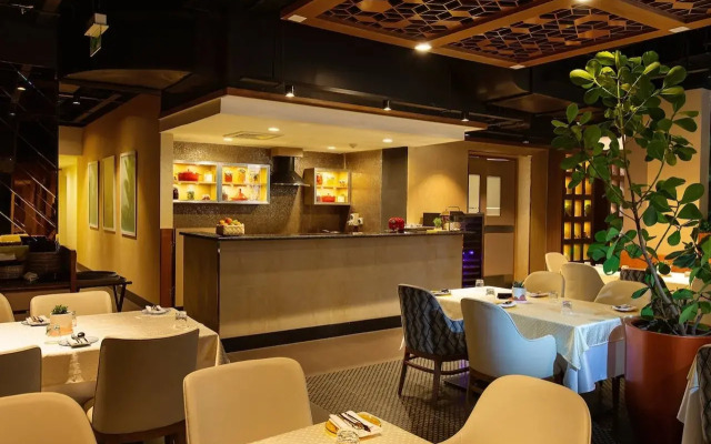 Holiday Inn Bengaluru Racecourse by IHG