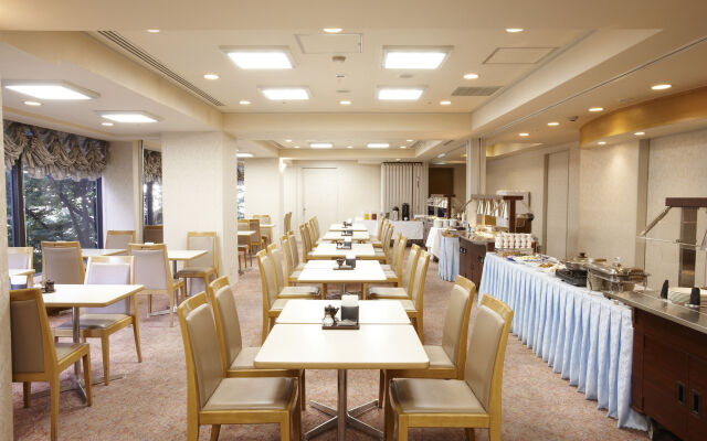 Hotel Consort Shin-Osaka