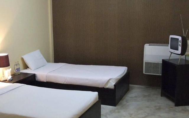 Ayothaya Hotel