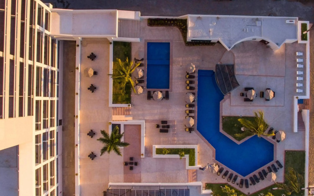 Ocean View Beach Hotel