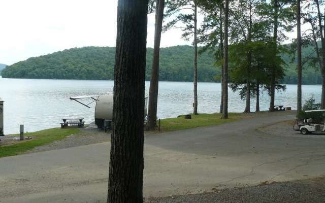Lake Guntersville State Park RRM Cabins