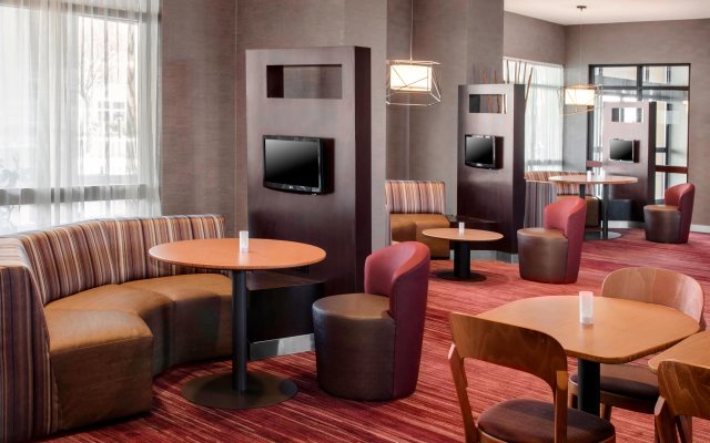 Courtyard by Marriott Newark Elizabeth