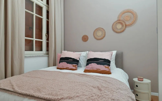 Authentic New Apt Near The Beach Allenby