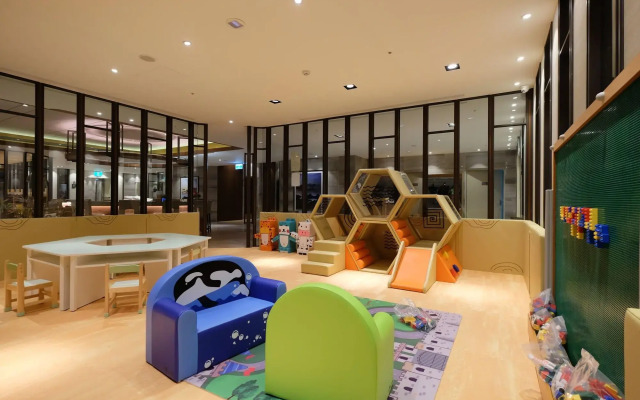 Cuncyue Hot Spring Resort