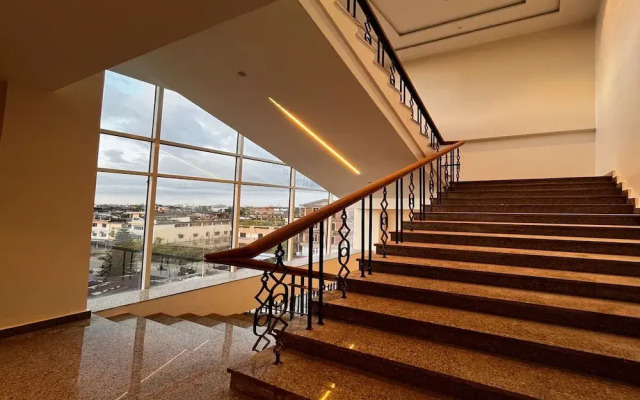 The White IBIS A Boutique Hotel