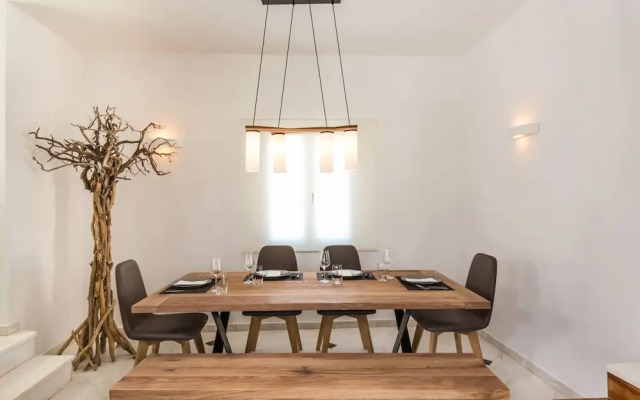 Damma Beachfront Luxury Villa