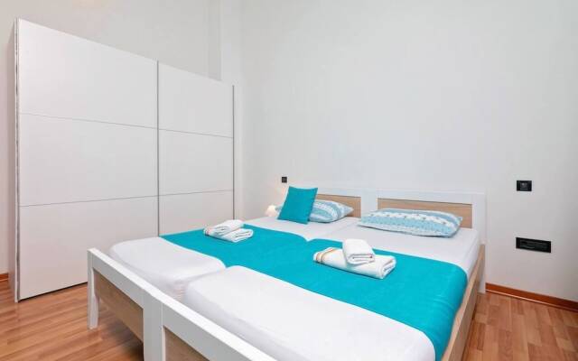 Charming 6-bed Villa in Vižinada