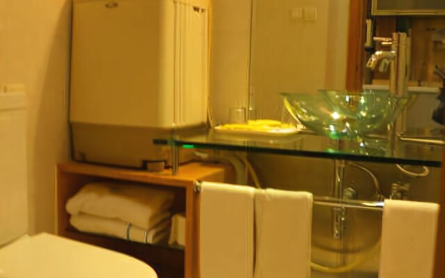 Hua Kai Si Hotel