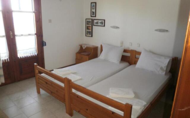 Mirsini Apartments