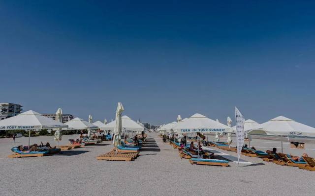 Aparthotel Sea On
