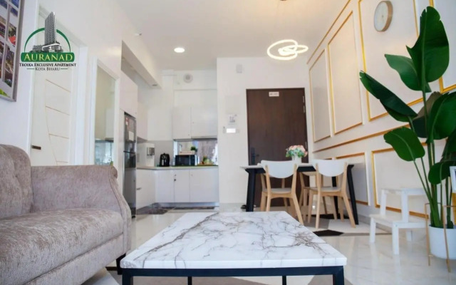 Auranad Troika Level 33