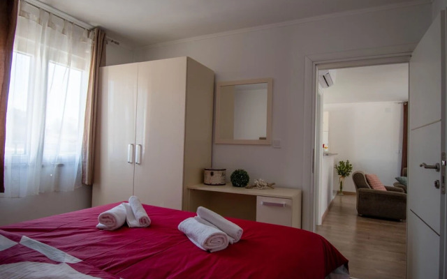 Villa for 6 persons with private pool, parking and garden in Rovinj