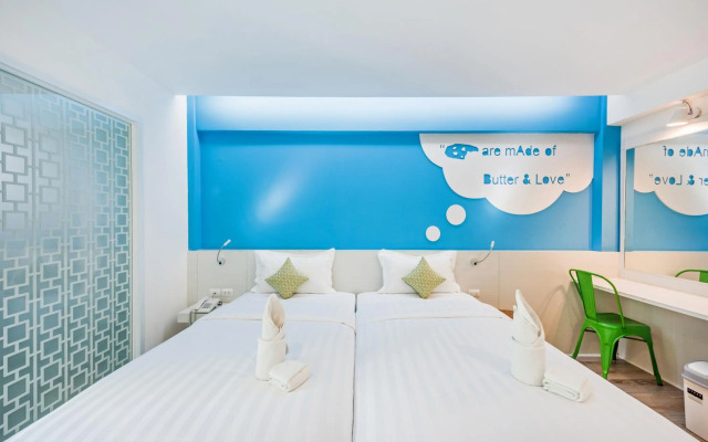 Loews Hollywood Hotel