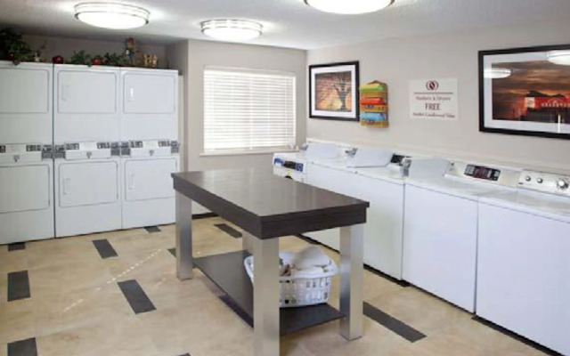 Sonesta Simply Suites Plano Frisco