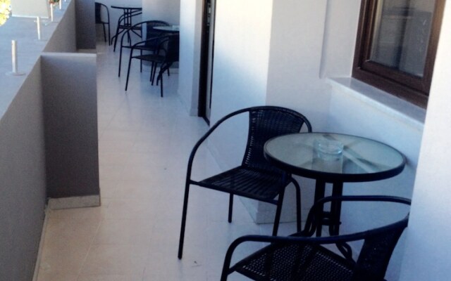 Posto Studio 3 Chania Crete 100m From the Beach