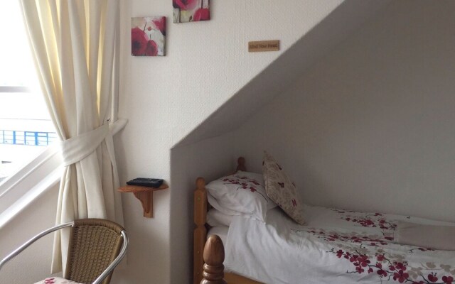 Whitecliff Guesthouse