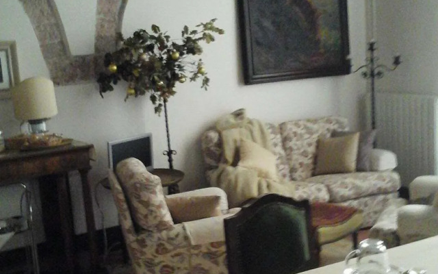 Casa Ciri Bed  Breakfast