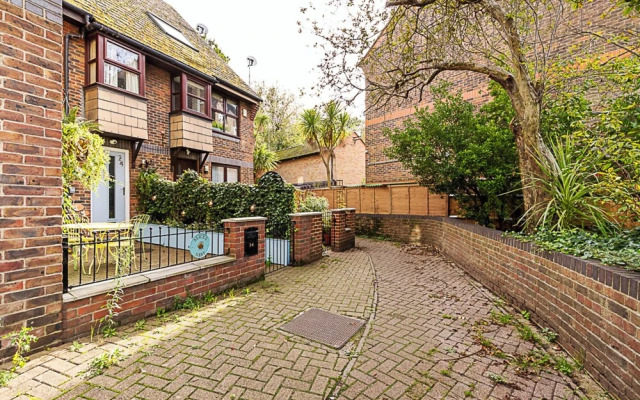 Charming One Bedroom Flat in Rotherhithe