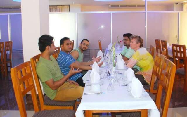 Hotel Holiday Xpress