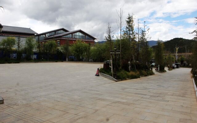 Hawthorn By Wyndham Shangri-La Old Town
