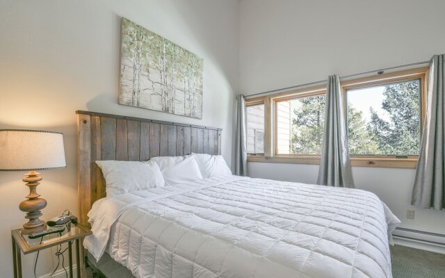 Tennis Townhomes 1319