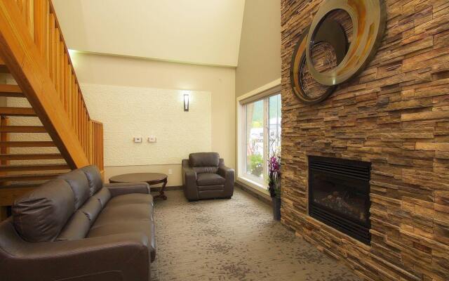 The Kanata by BCMInns Blairmore