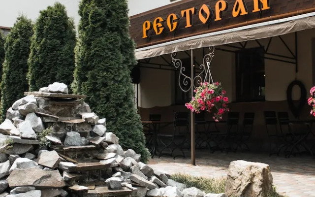 Stara Vezha Hotel