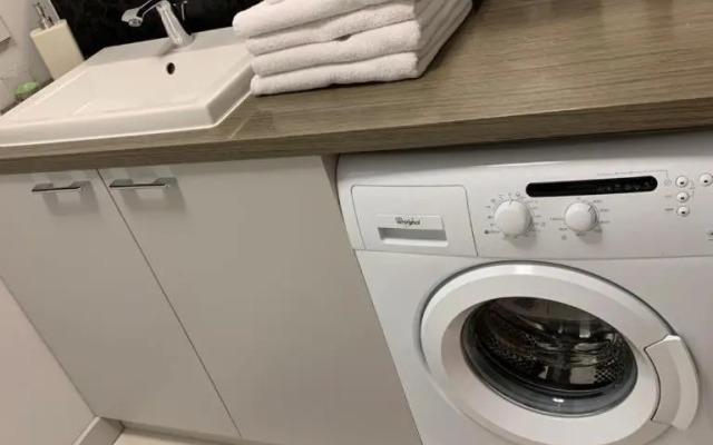 Apartament 208
