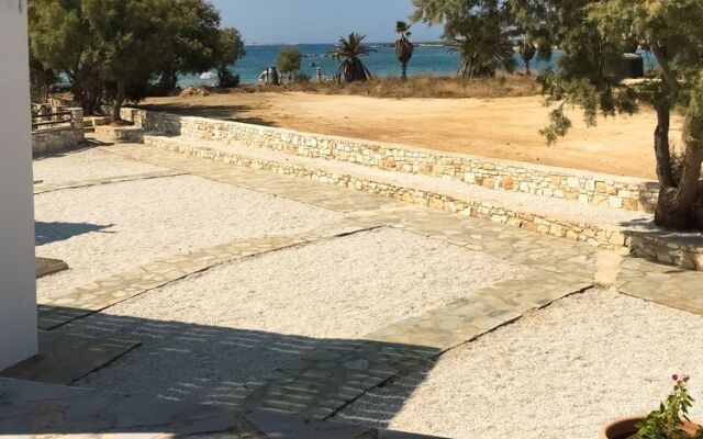 Seaside Paros Naousa
