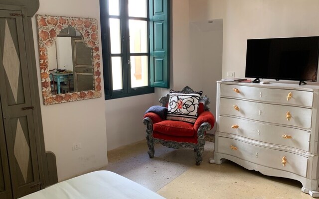 Salapolis Luxury Apartments