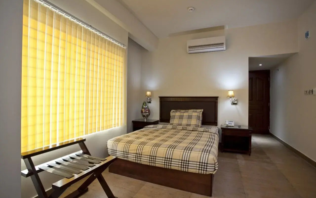 La Rose Hotel