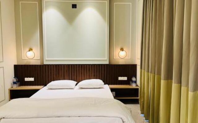 Hotel Greenland Khairthal