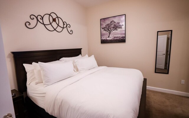 2 Bedroom Lake View Villa - Unit 205