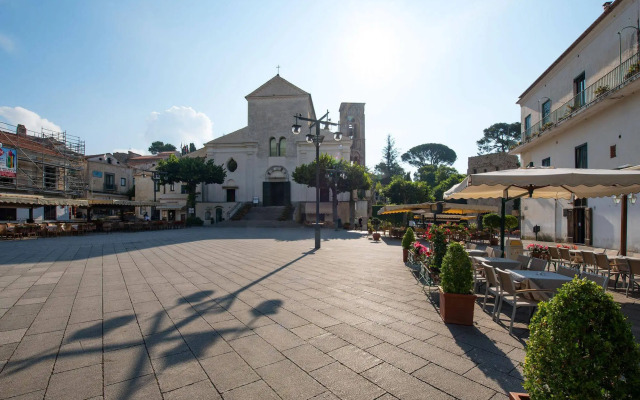 Ravello House