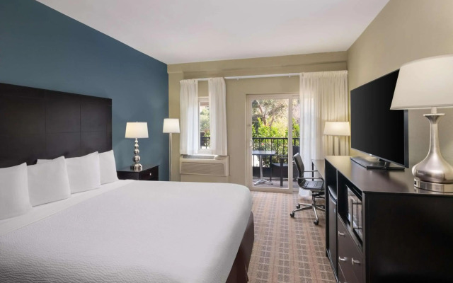 La Cuesta Inn, BW Signature Collection