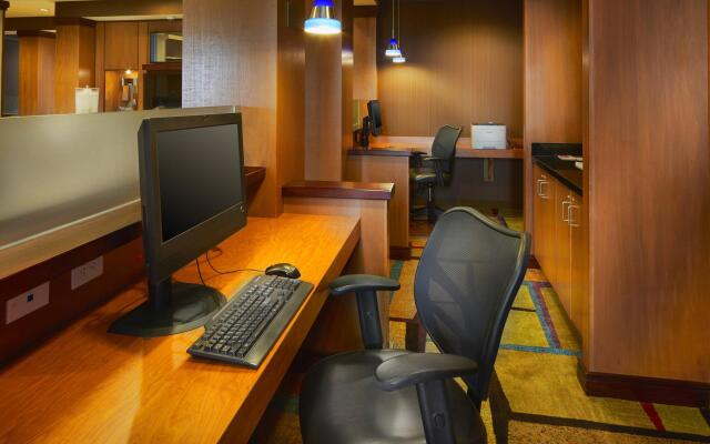 Fairfield Inn & Suites Columbus Polaris