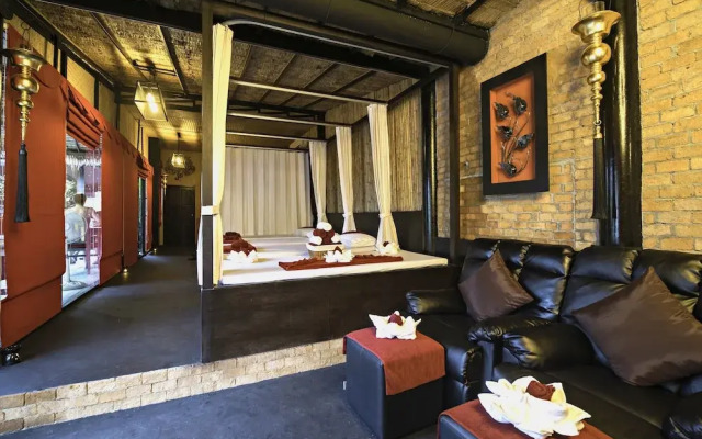 Dream Field Resort