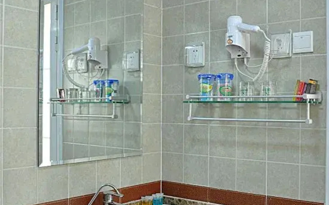 yinanquanxinwenquanbinguan