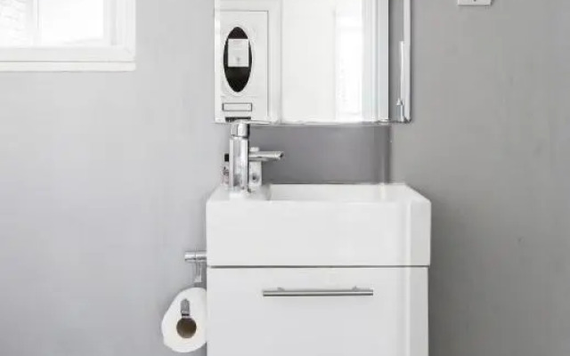 Studio, Private, independant Entrance, Central, Battersea Park