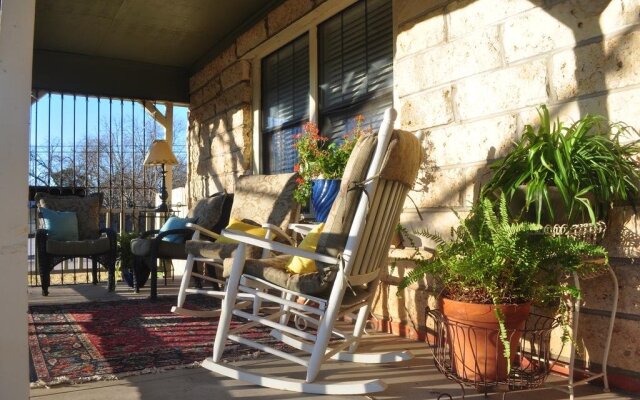 At Nana's Guesthouse