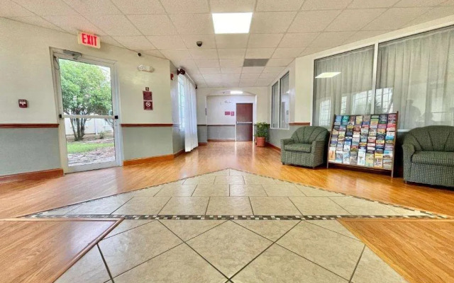 FairBridge Inn & Suites Cleburne