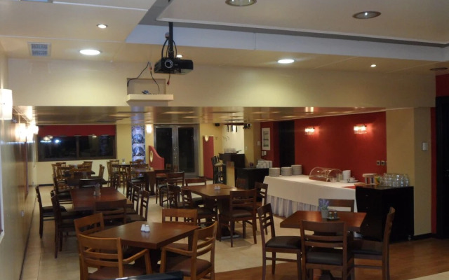 Prigipikon Suites & Lofts