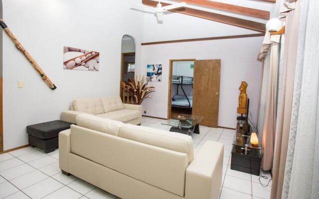 Rain Forest Retreat Jubilee Pocket