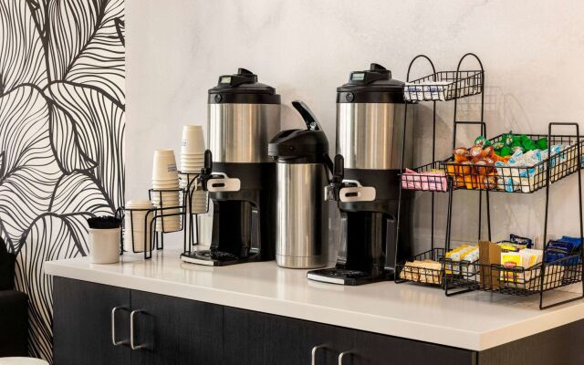 Comfort Suites Lake George