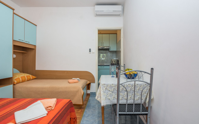 Apartment Basic 3