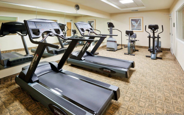 Holiday Inn Express Hotel & Suites Vacaville by IHG